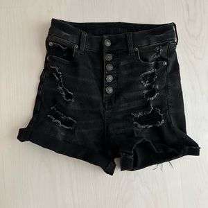 High rise black ripped American eagle shorts